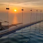Stuning View To Walled City & Beach, King Size Bed