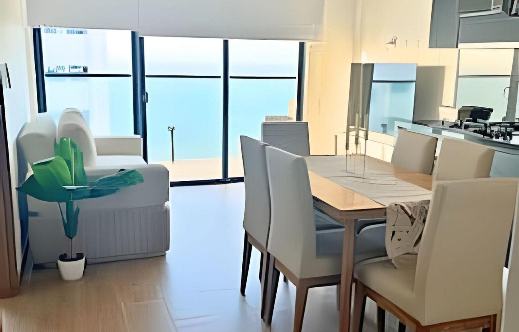 Apartamento Stuning View To Walled & Beach, King Size Bed *