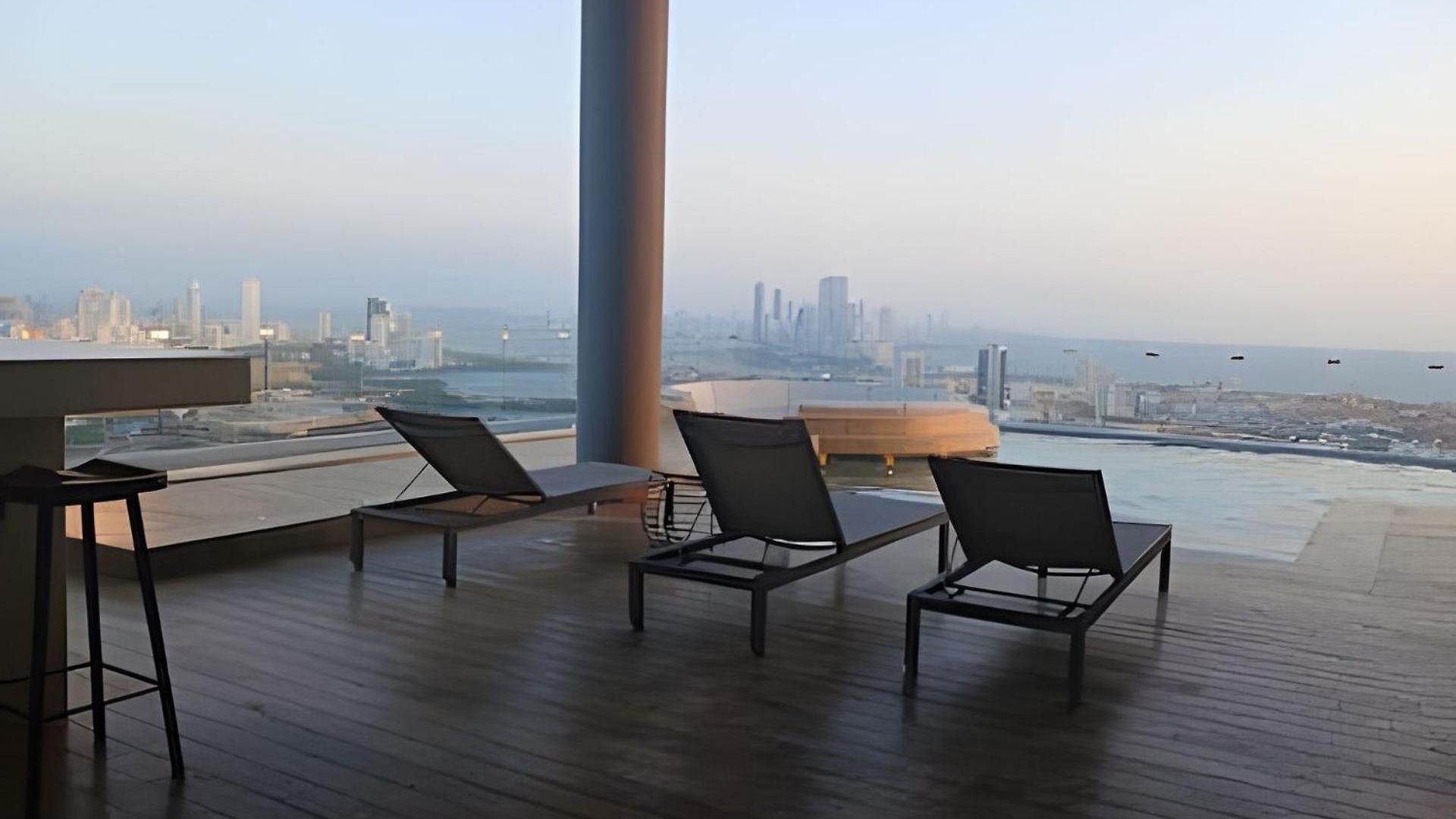 Stuning View To Walled & Beach, King Size Bed Cartagena