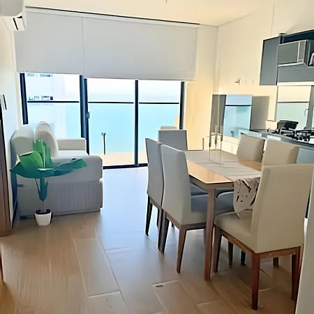 Apartment Stuning View To Walled & Beach, King Size Bed *